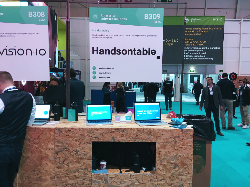 The Handsontable exhibition stand